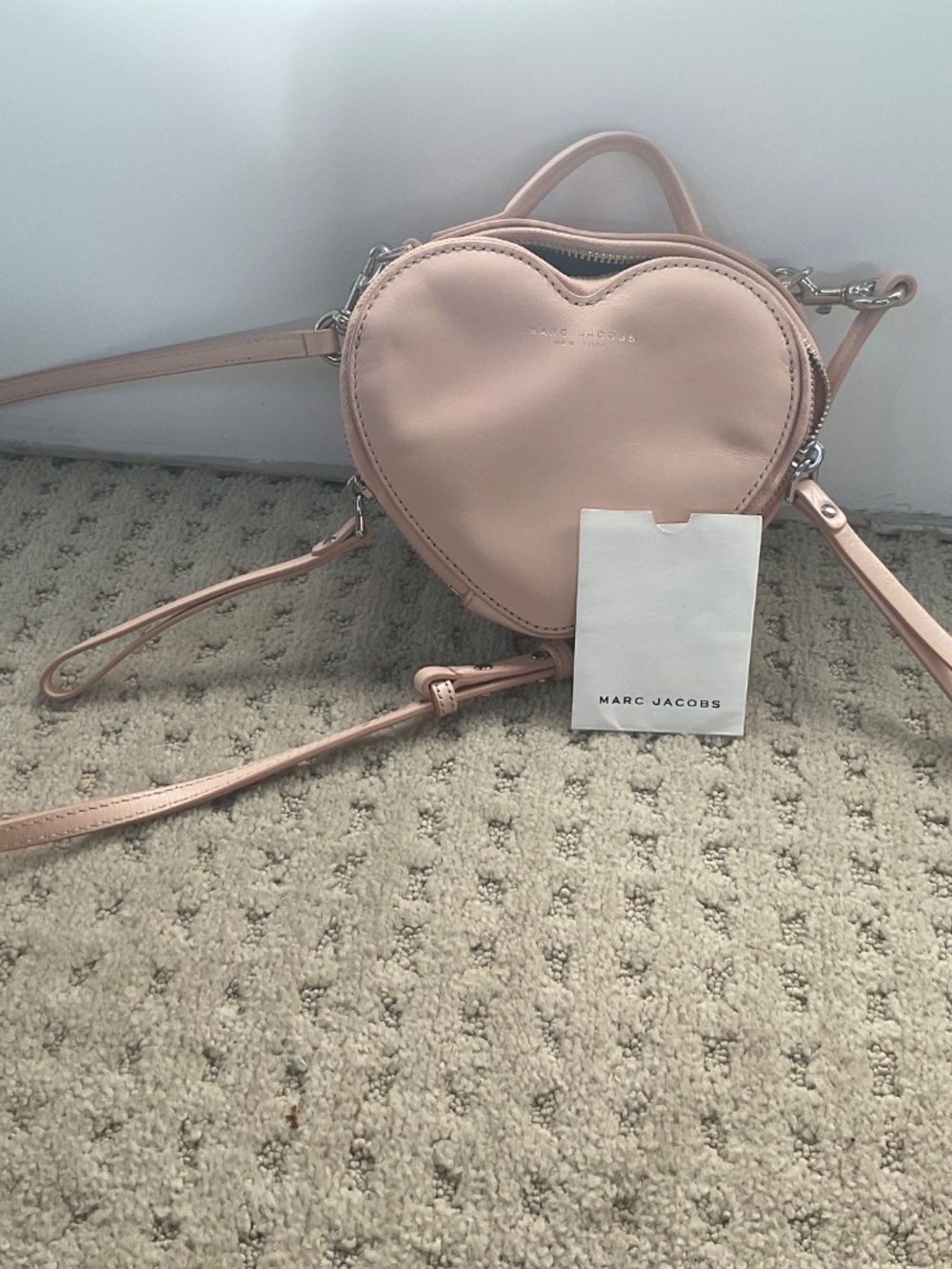 Marc Jacob’s Heart Crossbody bag - Picture 2 of 3